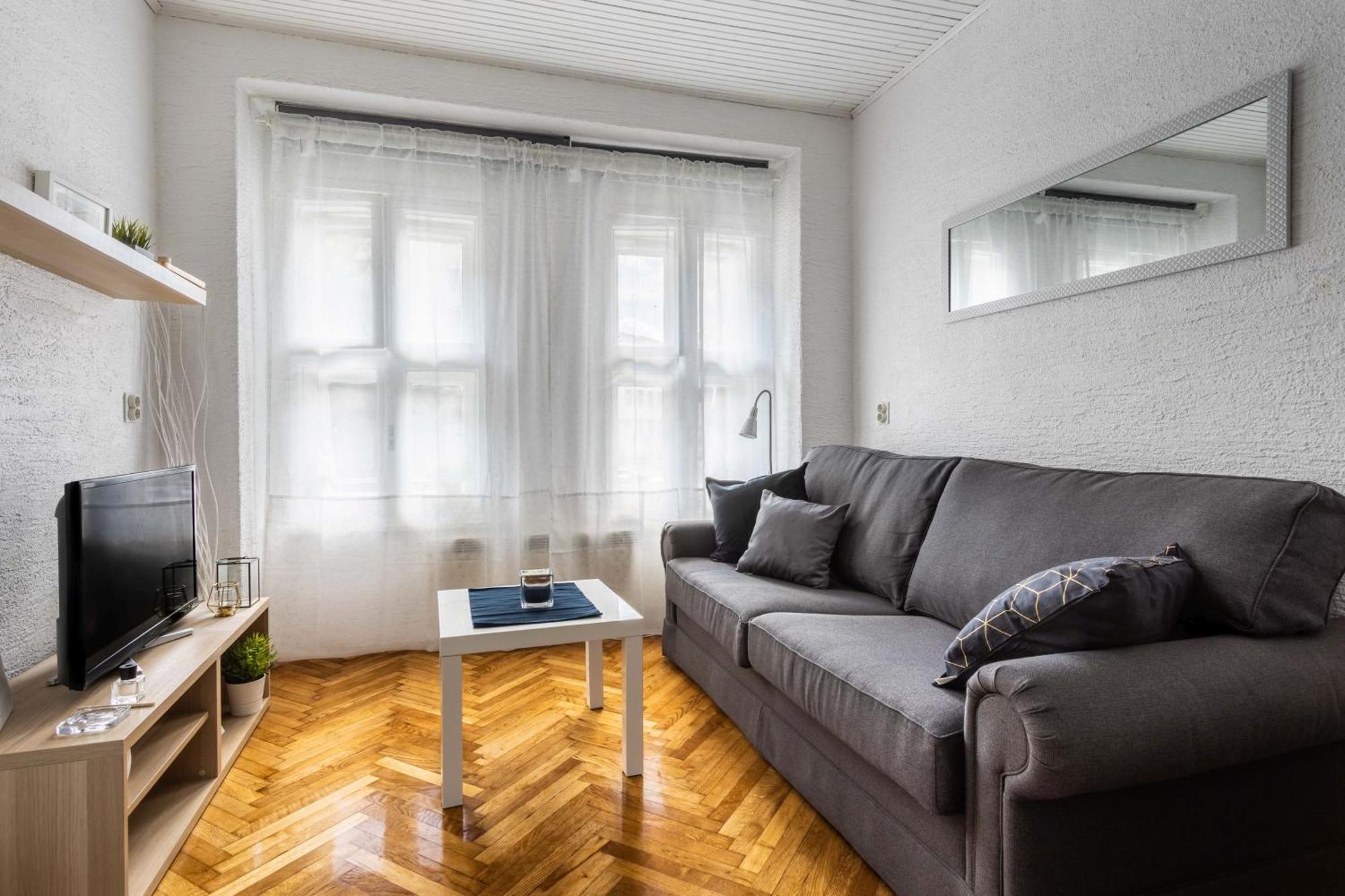 Apartment Petra By Blue Apartments 萨格勒布 外观 照片